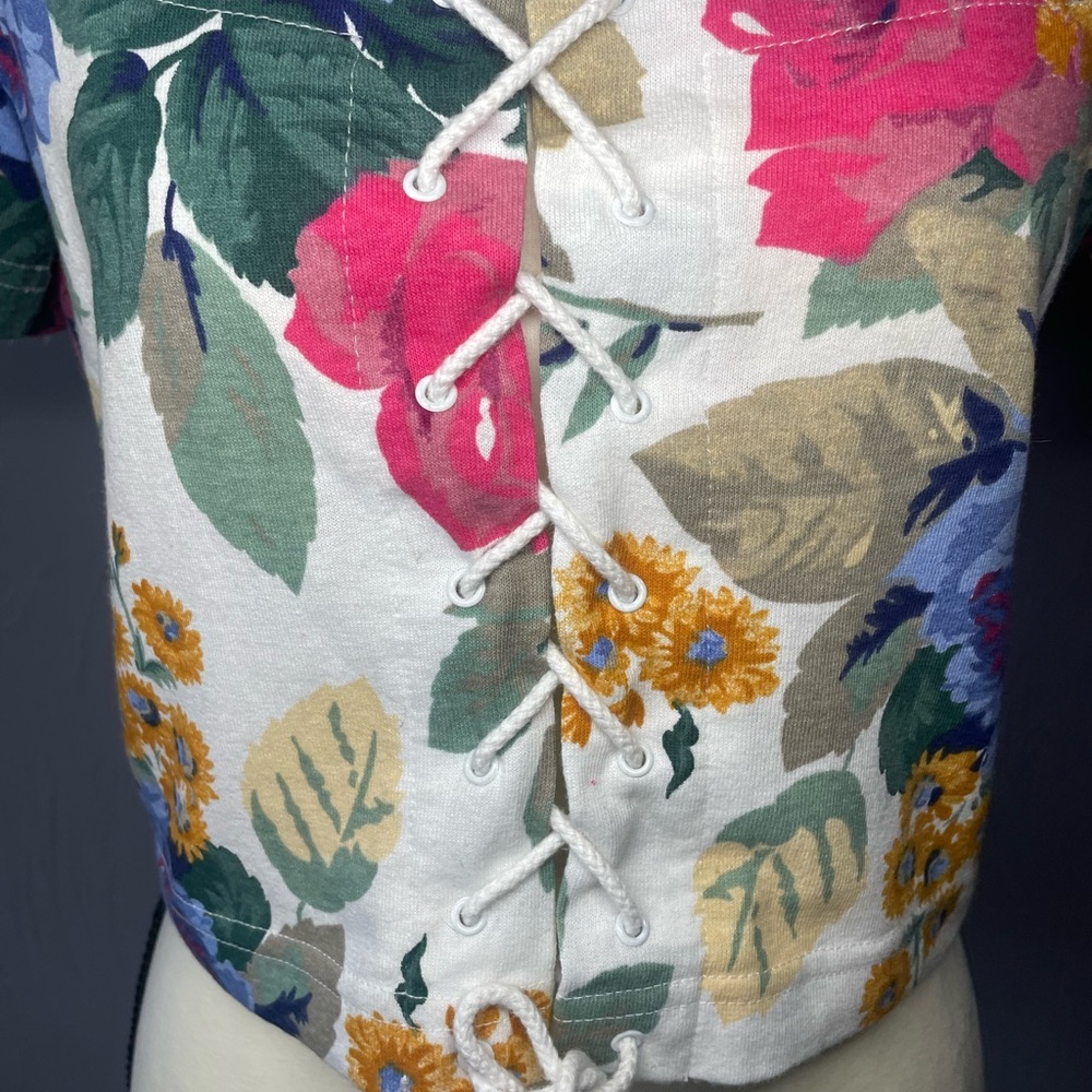 Vintage 80s Floral Lace-up Crop Top Like New Made in USA - Picture 4 of 8